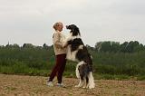 ADULTE ET CHIEN 263